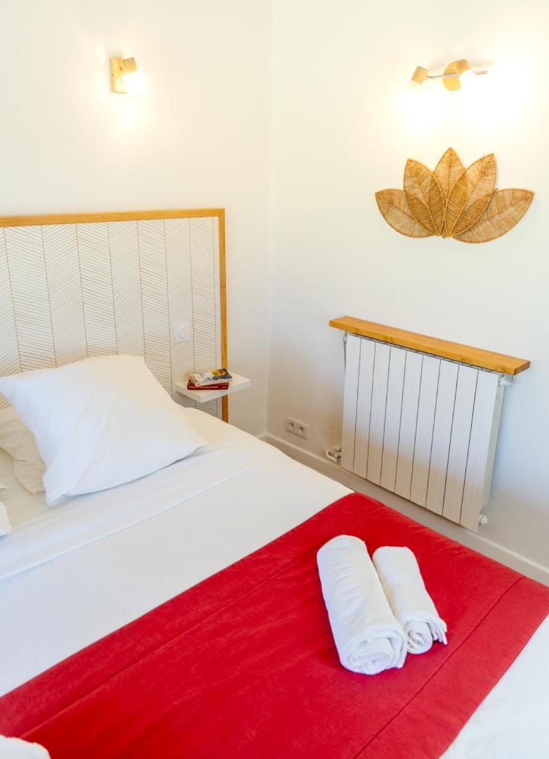 Au Bien Etre Piscine Chauffee Hotel 3*