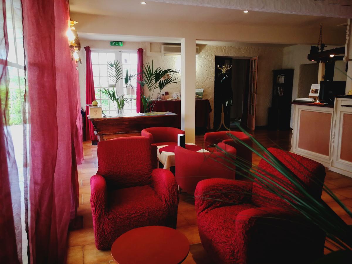 Hotel Au Bien Etre Piscine Chauffee Villecroze
